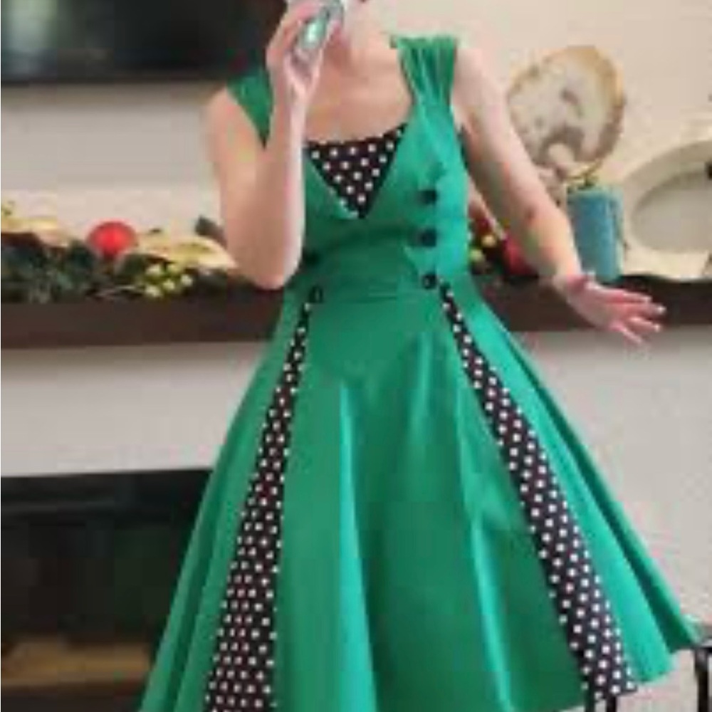 Elegant Green Polka Dot Dress